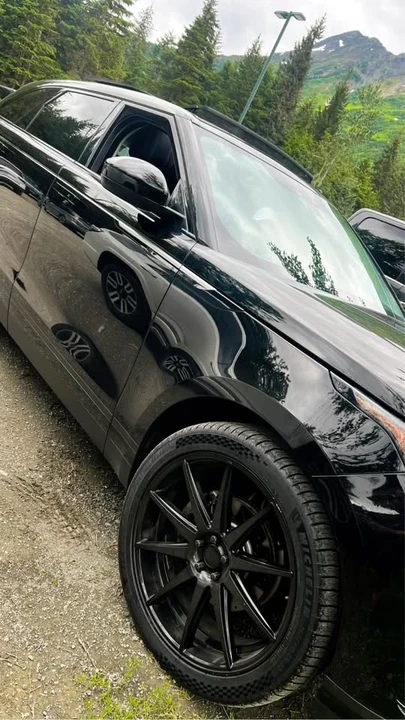 2018 Land Rover Range Rover Velar - Image 6 of 10