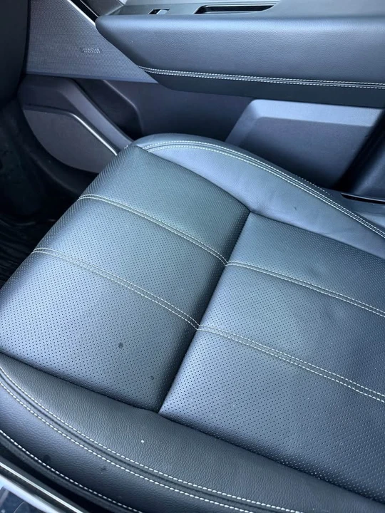 2018 Land Rover Range Rover Velar - Image 13 of 20