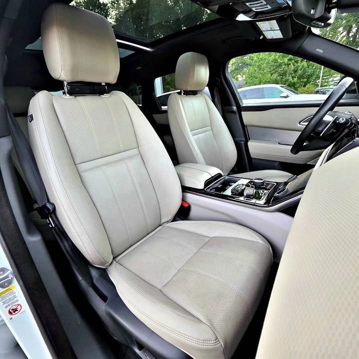 2018 Land Rover Range Rover Velar - Image 13 of 18