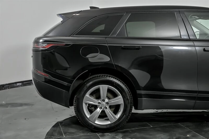 2018 Land Rover Range Rover Velar - Image 12 of 21