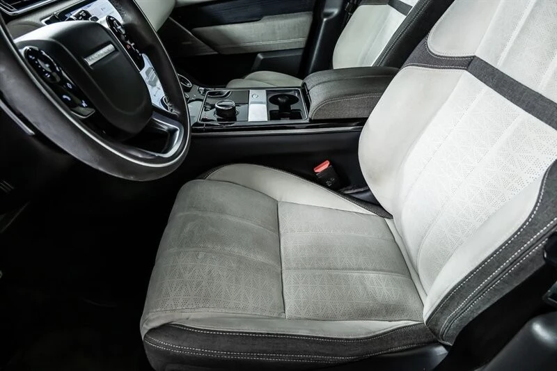 2018 Land Rover Range Rover Velar - Image 19 of 21