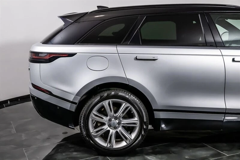 2018 Land Rover Range Rover Velar - Image 11 of 21