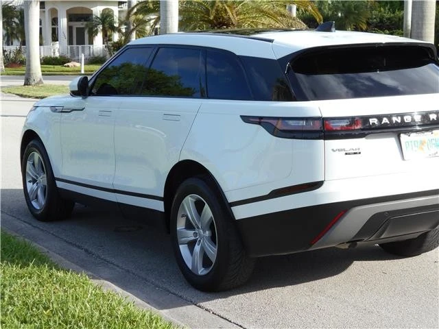 2018 Land Rover Range Rover Velar - Image 9 of 12