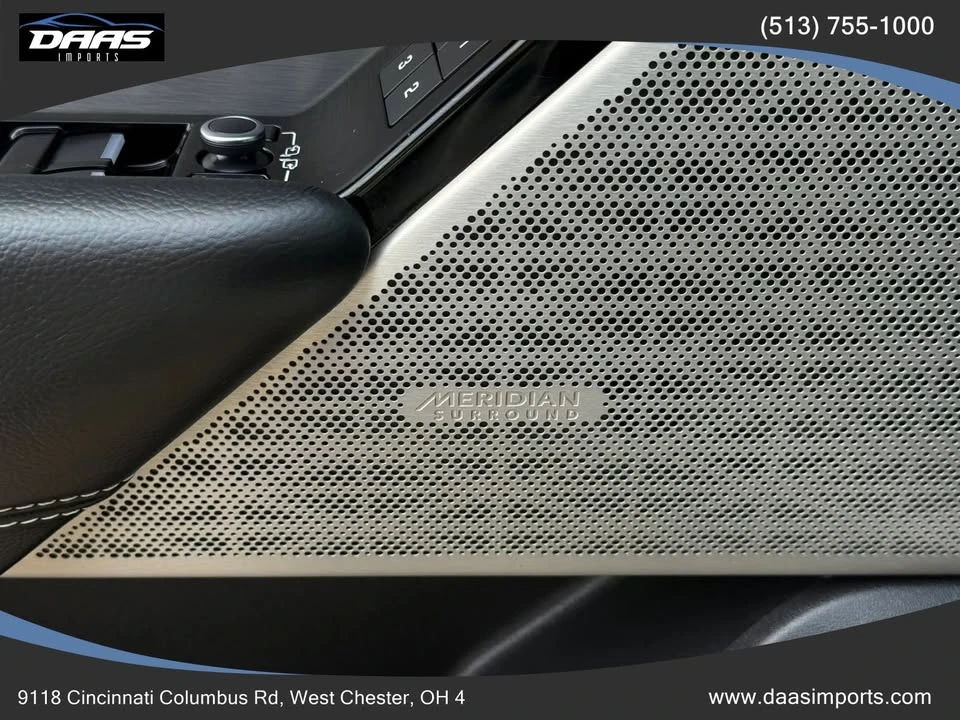2018 Land Rover Range Rover Velar - Image 17 of 20