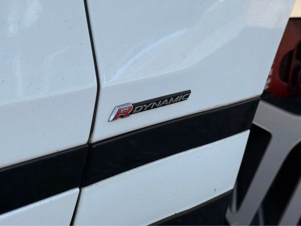 2018 Land Rover Range Rover Velar - Image 19 of 19