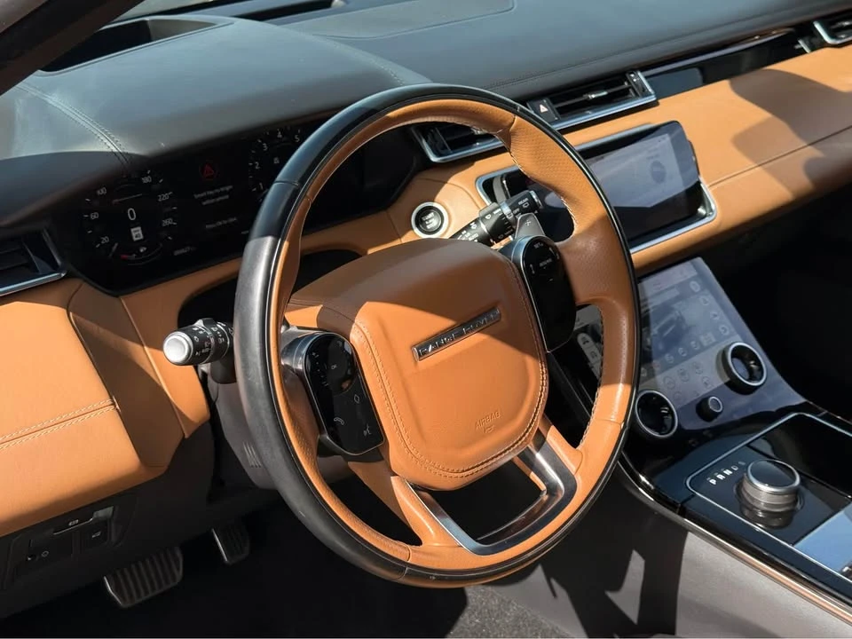 2018 Land Rover Range Rover Velar - Image 9 of 19