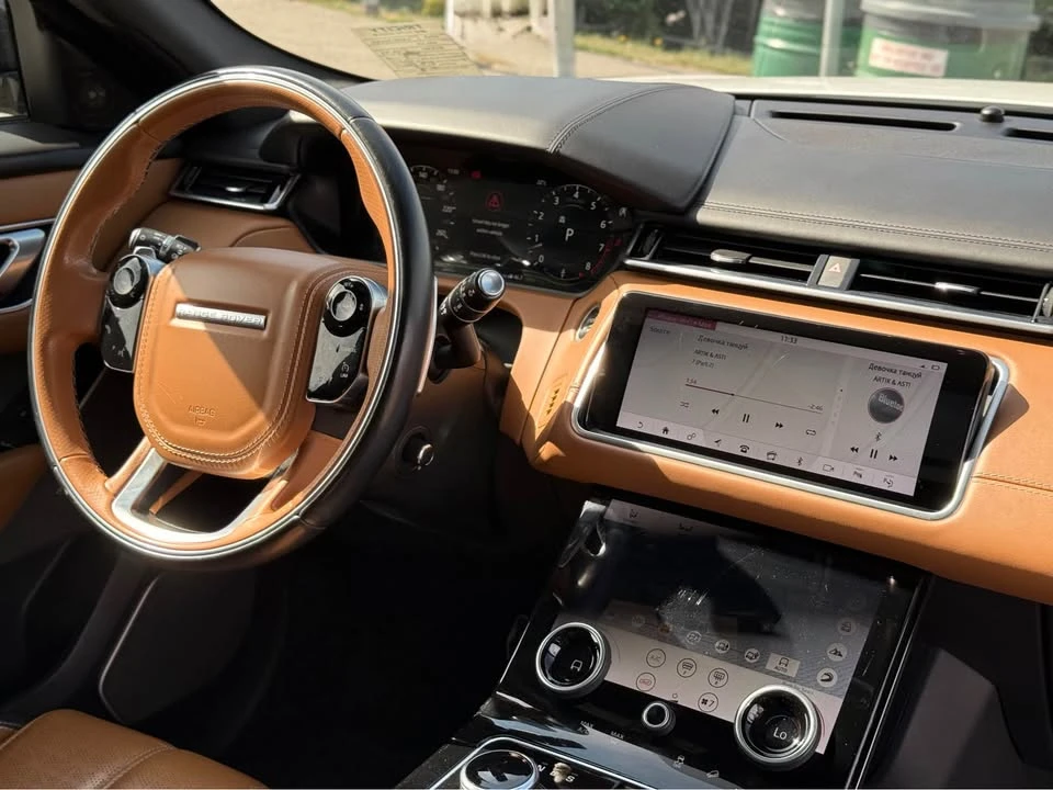 2018 Land Rover Range Rover Velar - Image 18 of 19