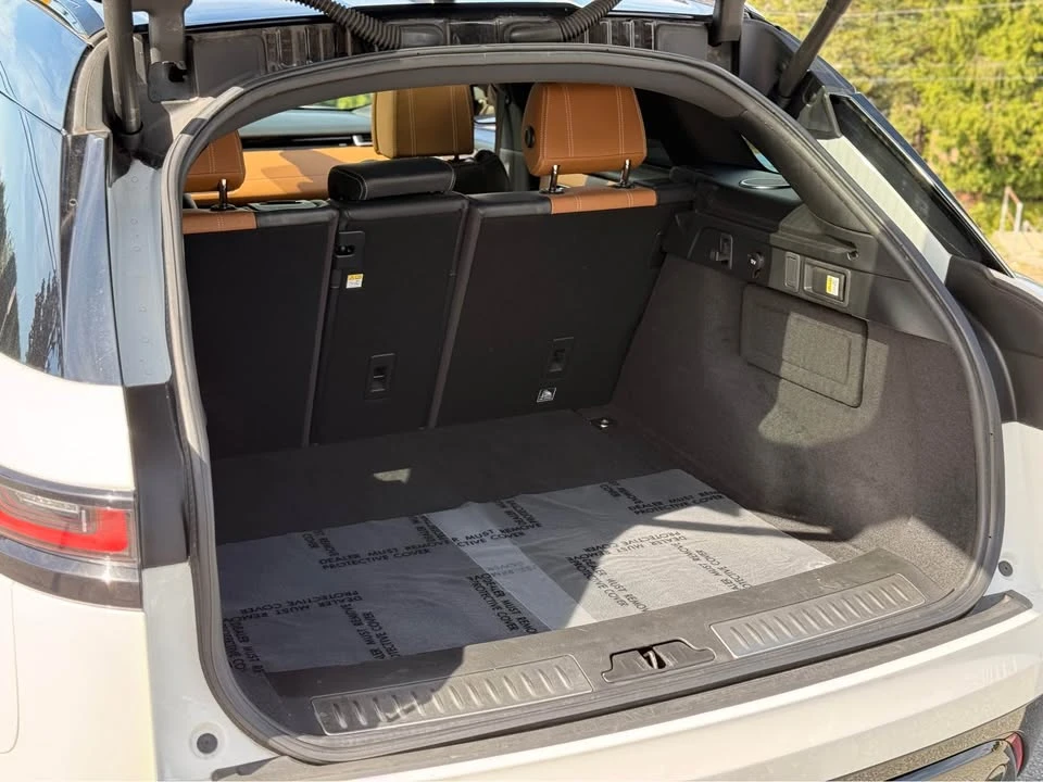 2018 Land Rover Range Rover Velar - Image 13 of 19