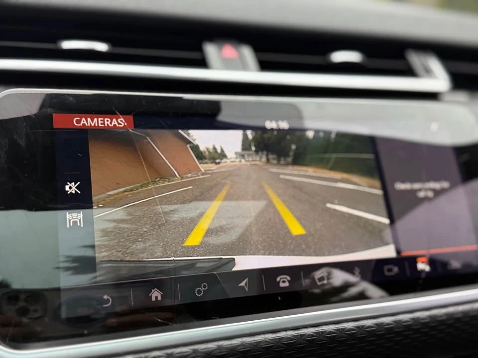 2018 Land Rover Range Rover Velar - Image 19 of 19