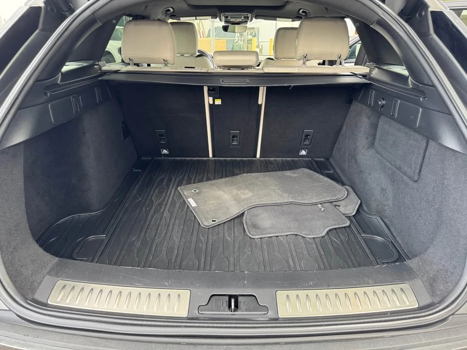 2018 Land Rover Range Rover Velar - Image 4 of 10