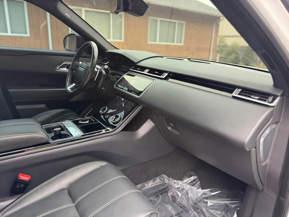 2018 Land Rover Range Rover Velar - Image 11 of 19