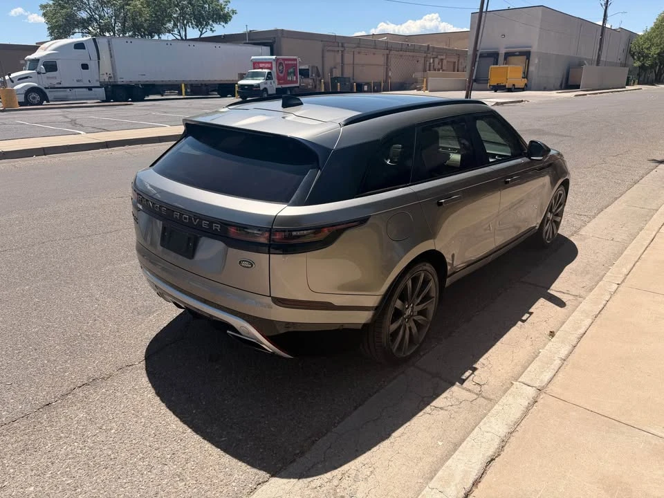 2018 Land Rover Range Rover Velar - Image 5 of 18