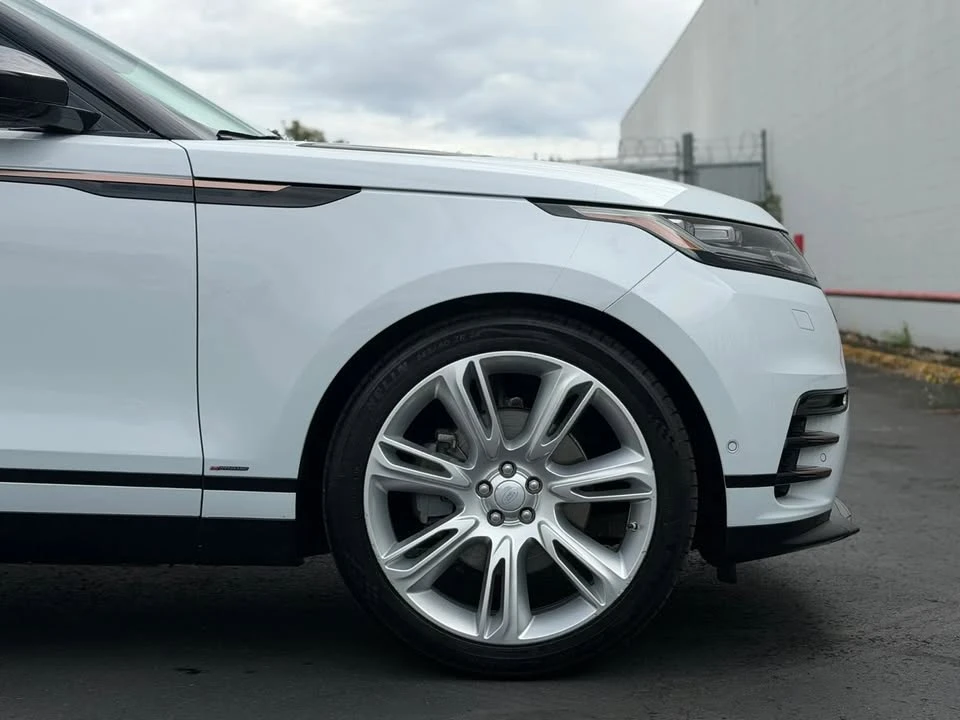 2018 Land Rover Range Rover Velar - Image 7 of 20
