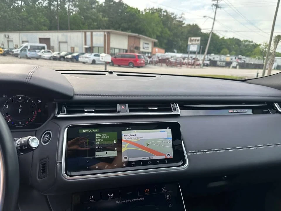 2018 Land Rover Range Rover Velar - Image 12 of 20