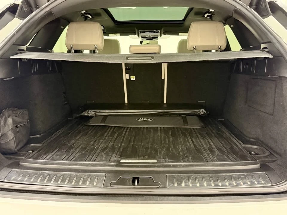 2018 Land Rover Range Rover Velar - Image 10 of 20
