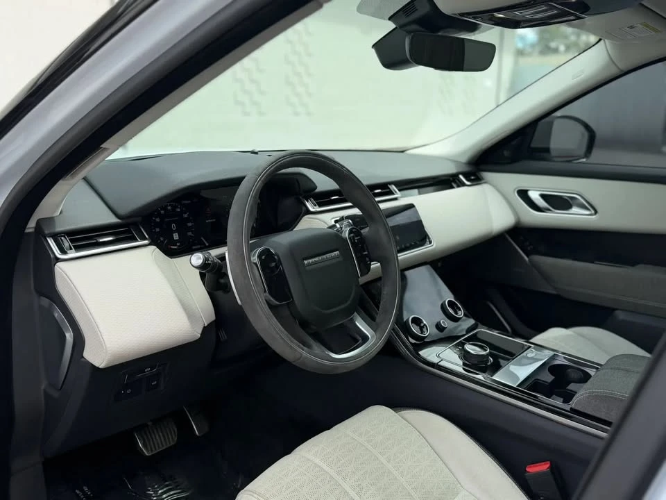 2018 Land Rover Range Rover Velar - Image 8 of 20