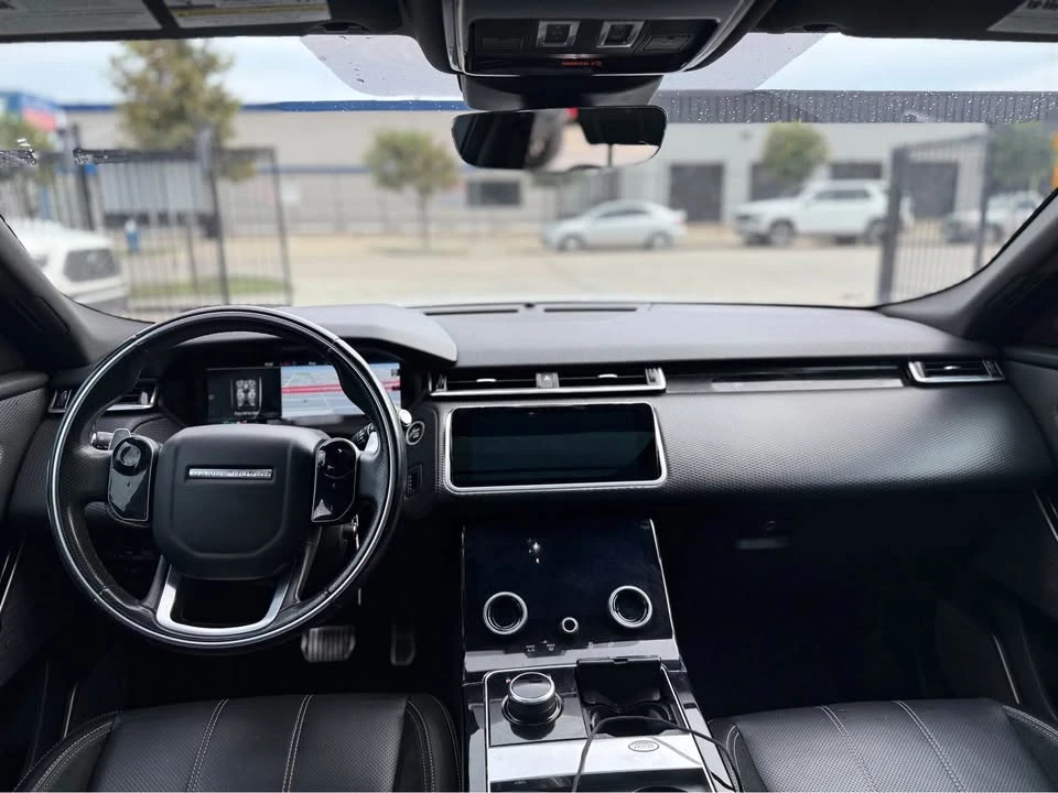 2018 Land Rover Range Rover Velar - Image 7 of 12