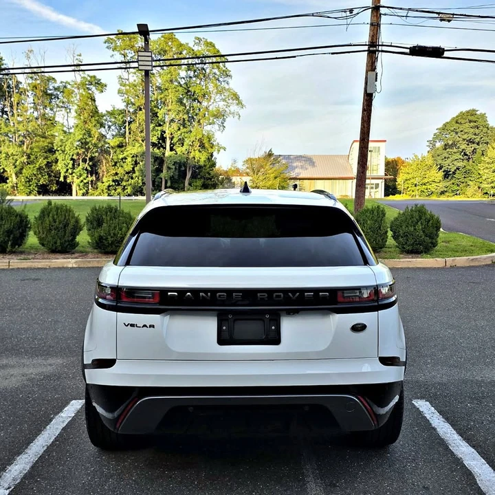 2018 Land Rover Range Rover Velar - Image 7 of 18
