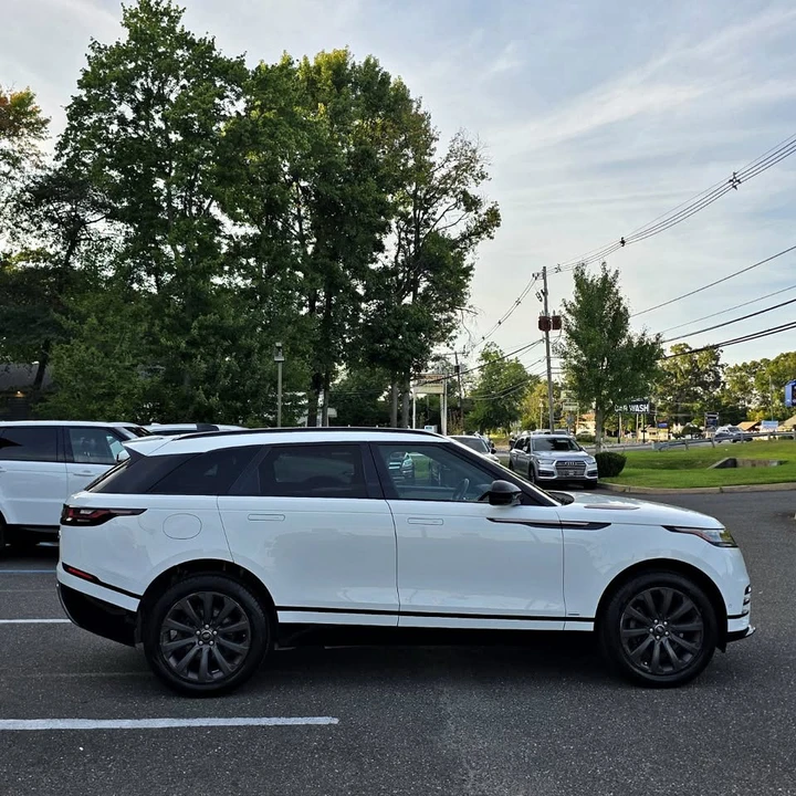 2018 Land Rover Range Rover Velar - Image 5 of 18