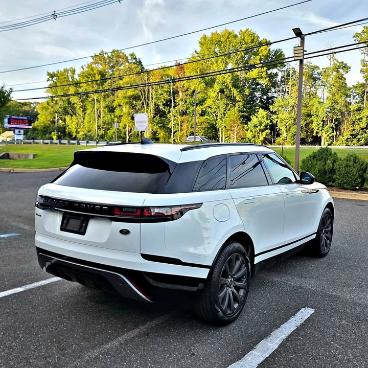 2018 Land Rover Range Rover Velar - Image 6 of 18
