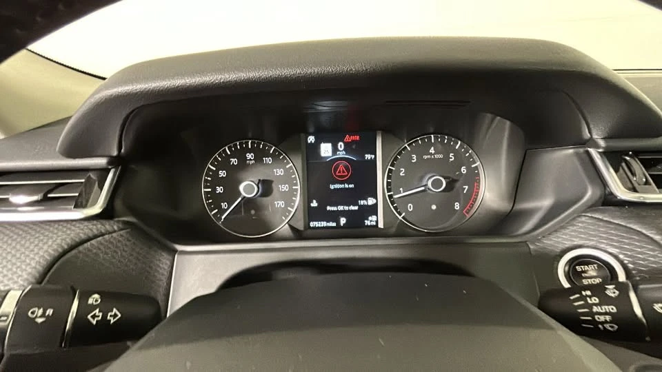 2018 Land Rover Range Rover Velar - Image 17 of 20