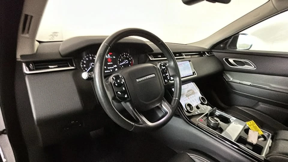 2018 Land Rover Range Rover Velar - Image 13 of 20