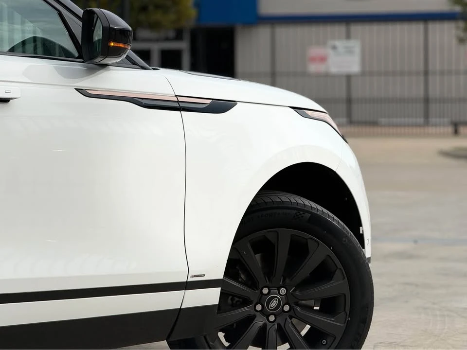 2018 Land Rover Range Rover Velar - Image 12 of 12