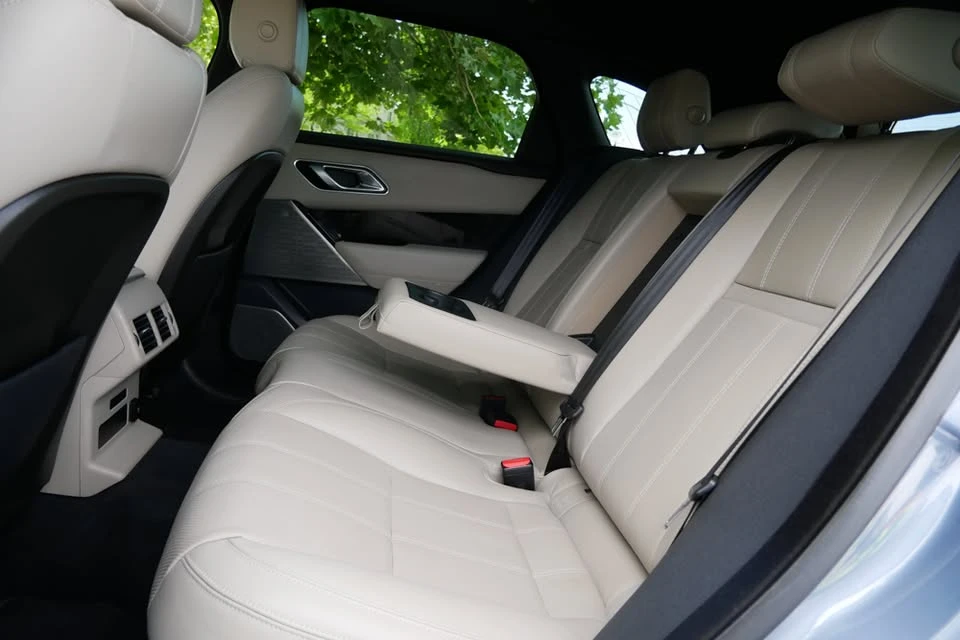 2018 Land Rover Range Rover Velar - Image 14 of 20
