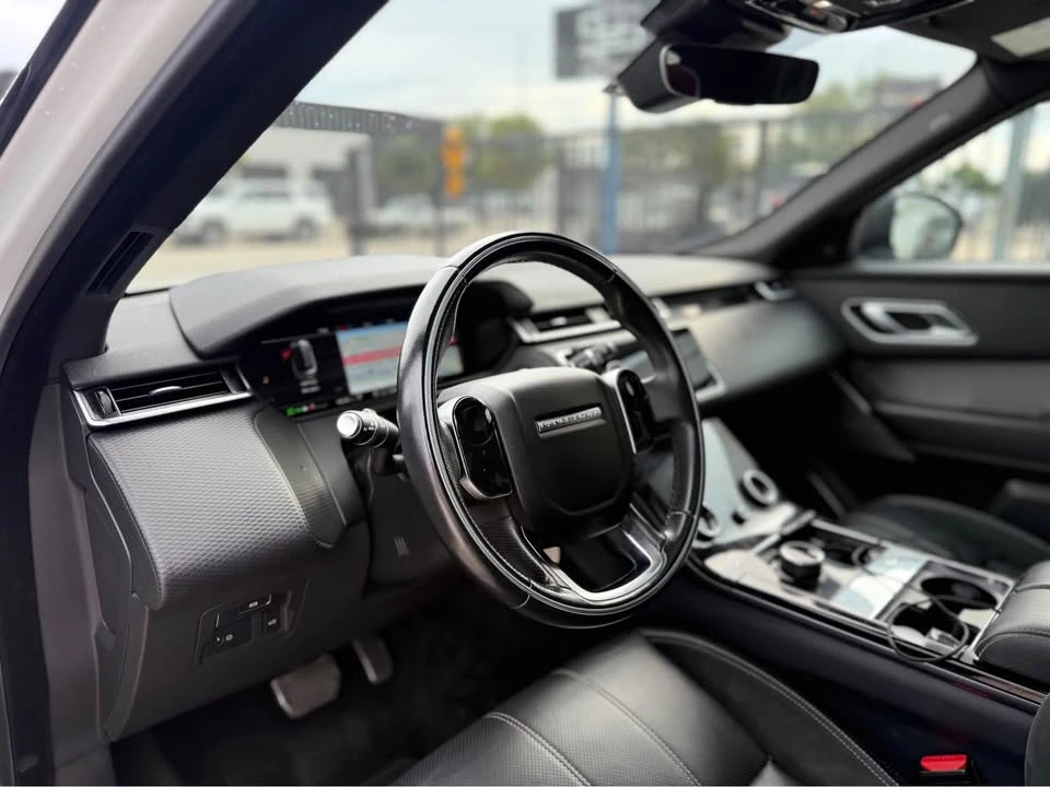 2018 Land Rover Range Rover Velar - Image 8 of 12