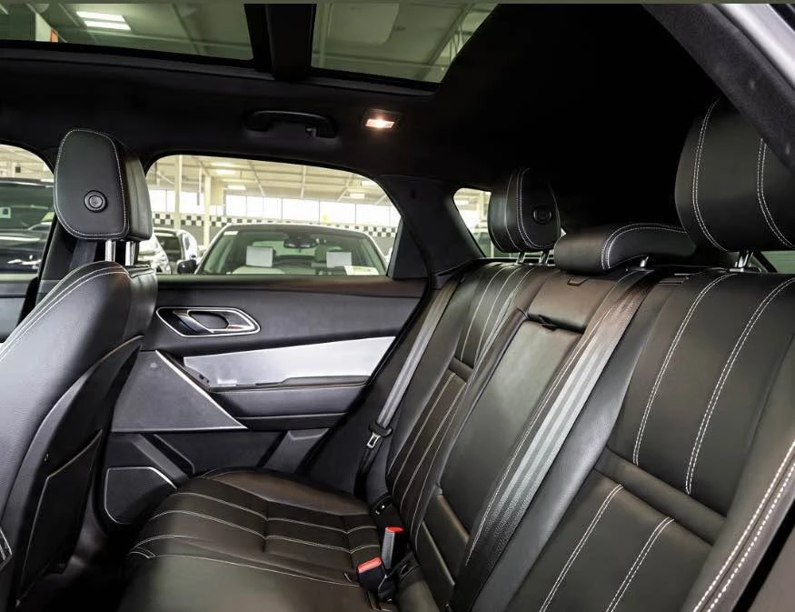 2018 Land Rover Range Rover Velar - Image 4 of 5