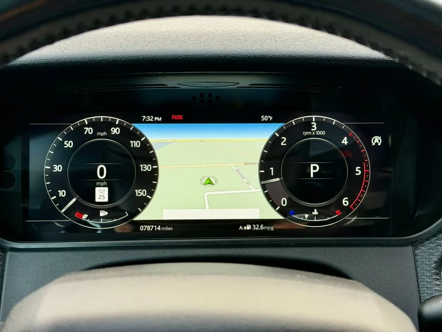 2018 Land Rover Range Rover Velar - Image 17 of 26