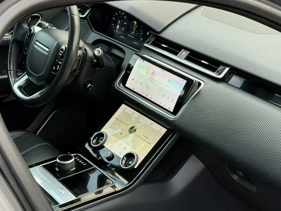 2018 Land Rover Range Rover Velar - Image 18 of 26