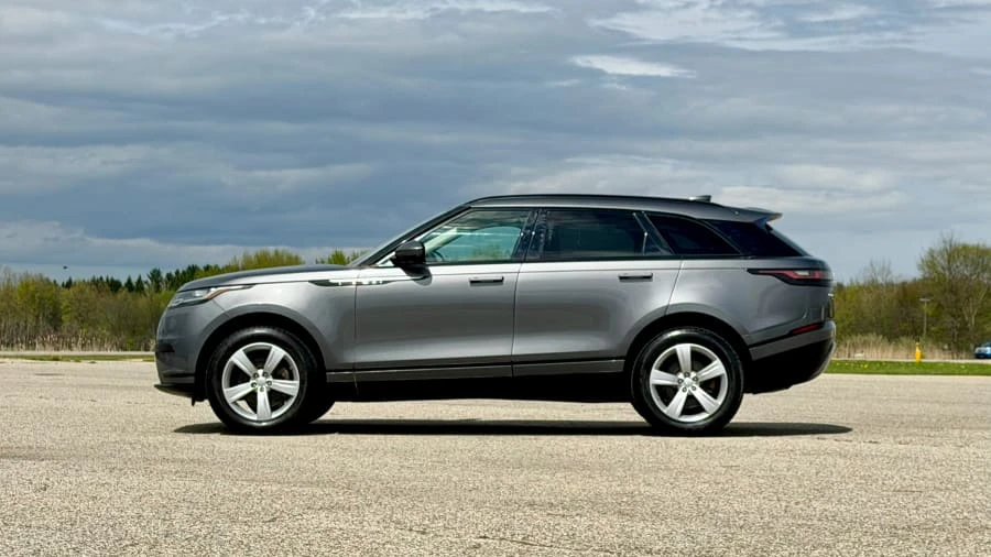 2018 Land Rover Range Rover Velar - Image 2 of 26