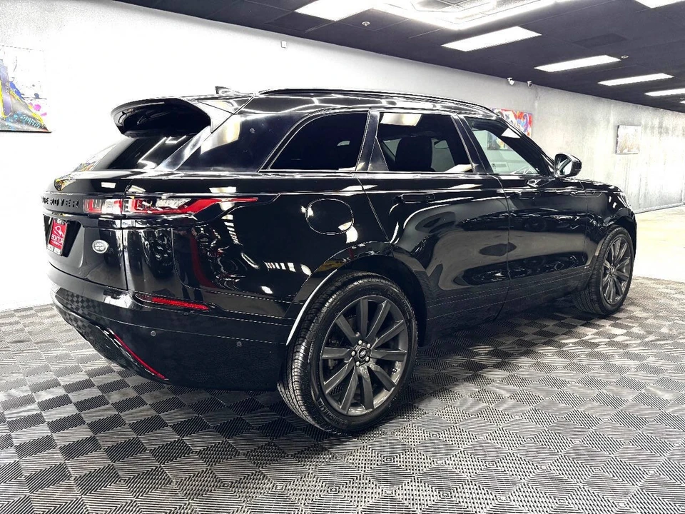 2018 Land Rover Range Rover Velar - Image 13 of 21