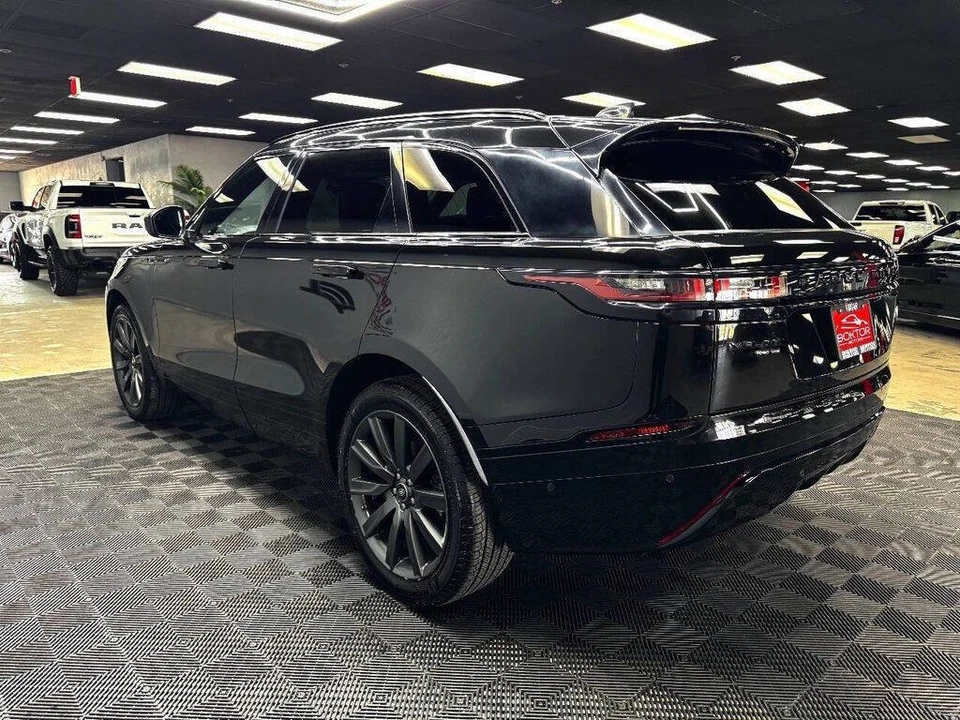 2018 Land Rover Range Rover Velar - Image 11 of 21