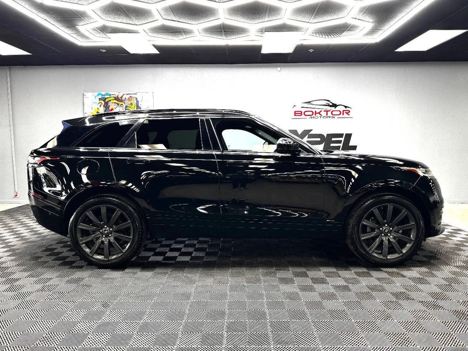 2018 Land Rover Range Rover Velar - Image 14 of 21