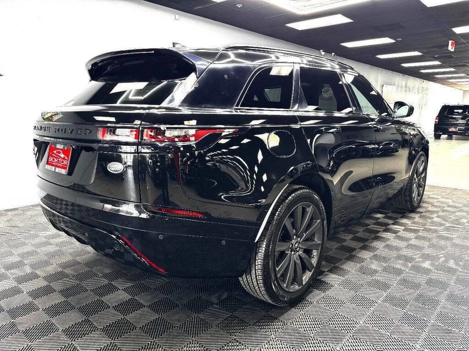 2018 Land Rover Range Rover Velar - Image 14 of 21