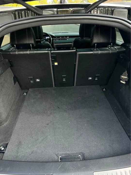 2018 Land Rover Range Rover Velar - Image 6 of 15