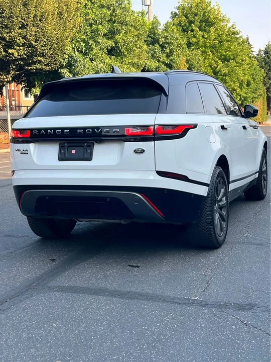 2018 Land Rover Range Rover Velar - Image 4 of 15