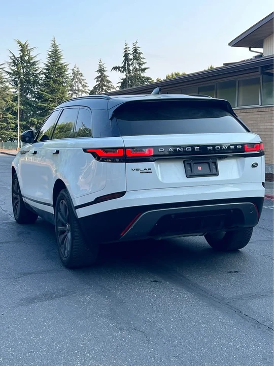 2018 Land Rover Range Rover Velar - Image 3 of 15