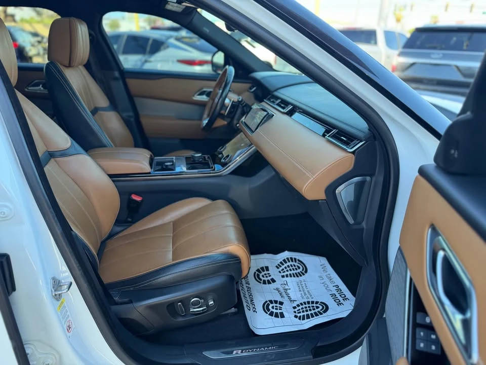 2018 Land Rover Range Rover Velar - Image 11 of 14