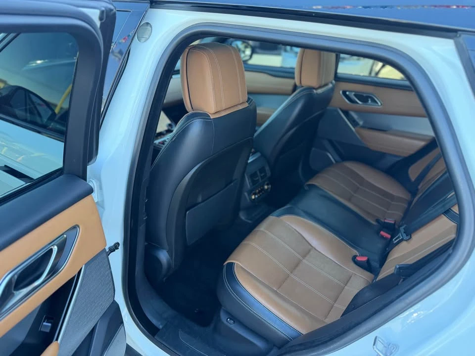 2018 Land Rover Range Rover Velar - Image 10 of 14