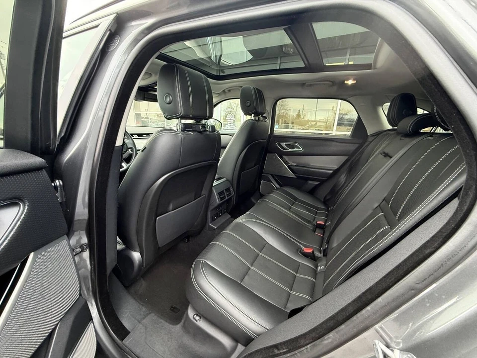 2018 Land Rover Range Rover Velar - Image 12 of 21