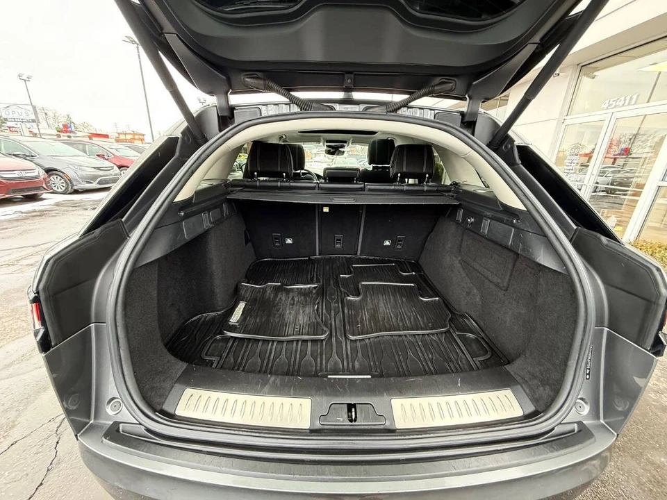 2018 Land Rover Range Rover Velar - Image 20 of 21