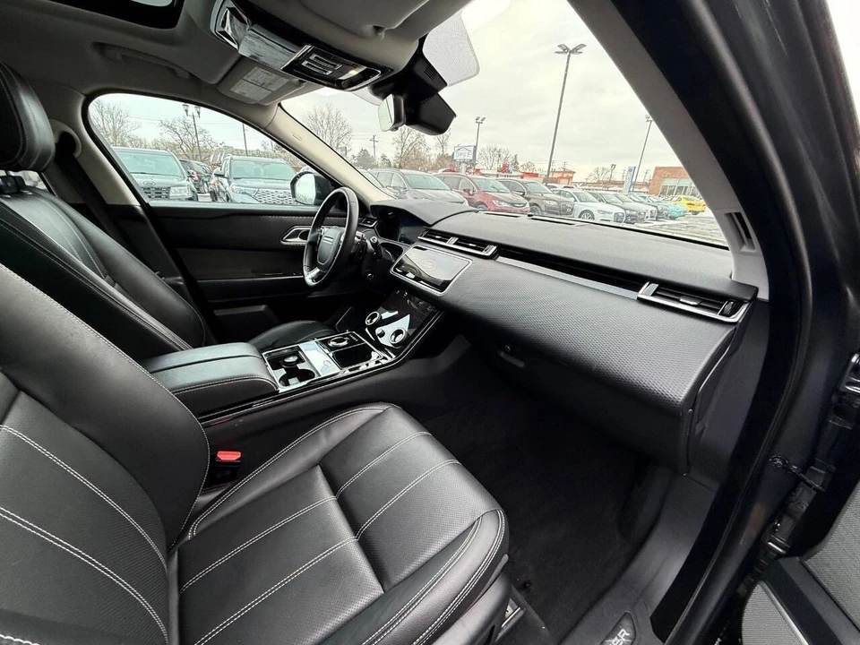 2018 Land Rover Range Rover Velar - Image 14 of 21