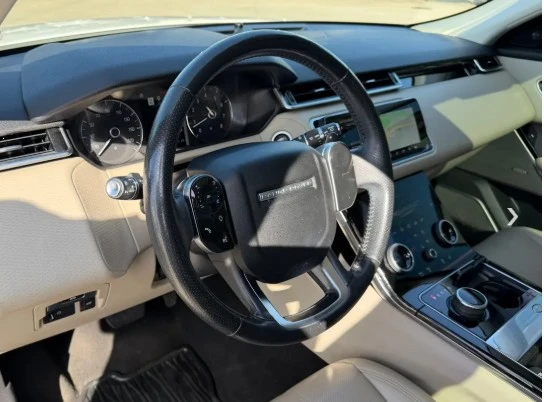 2018 Land Rover Range Rover Velar - Image 7 of 12