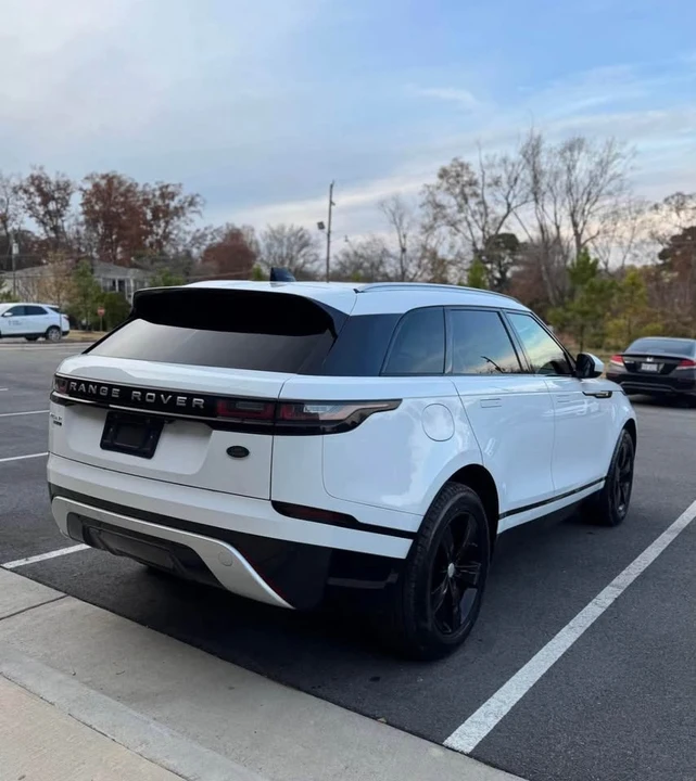 2018 Land Rover Range Rover Velar - Image 2 of 14