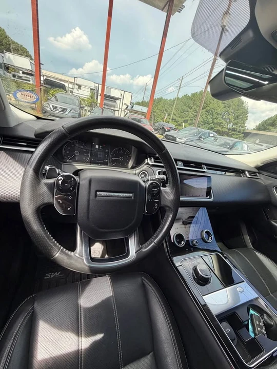 2018 Land Rover Range Rover Velar - Image 10 of 19