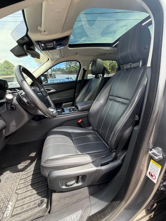 2018 Land Rover Range Rover Velar - Image 9 of 19