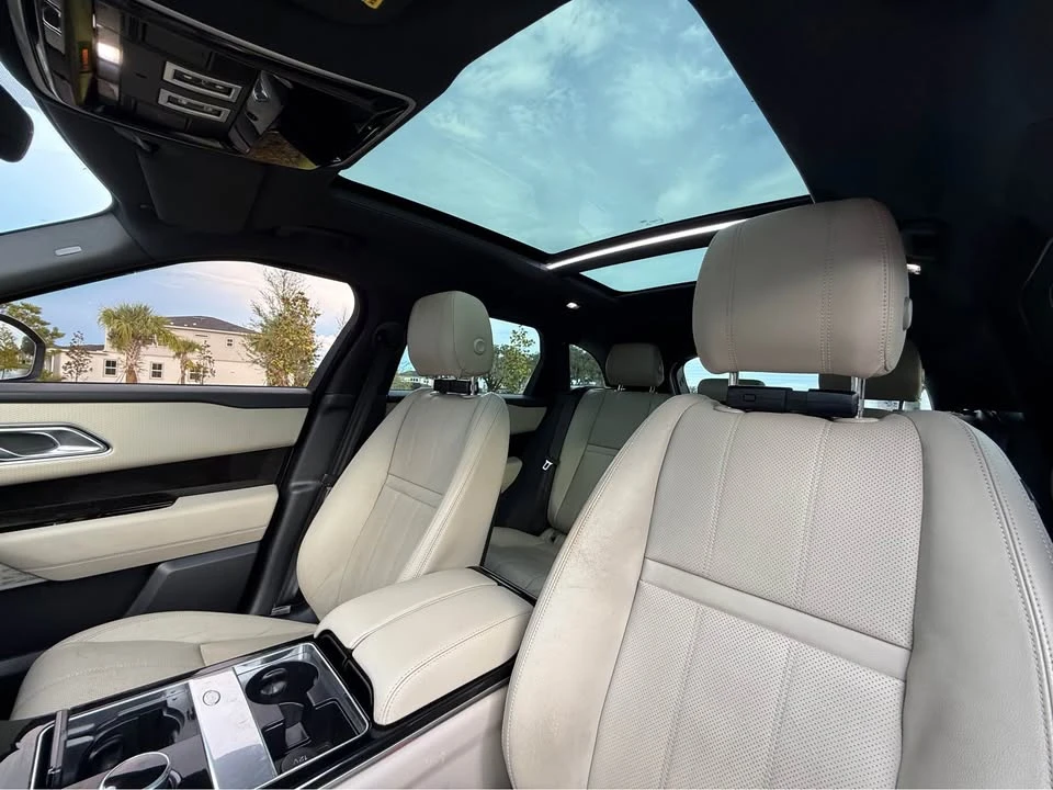 2018 Land Rover Range Rover Velar - Image 14 of 16